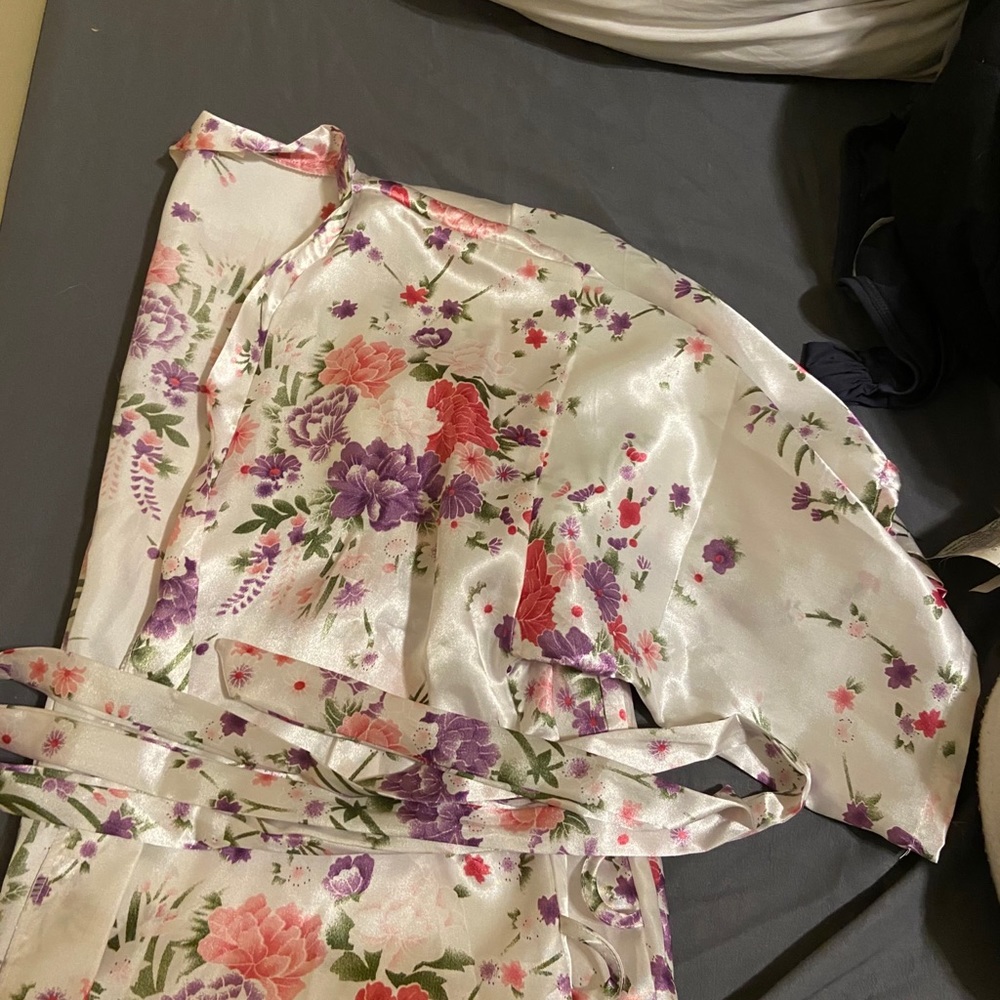 Satin robe